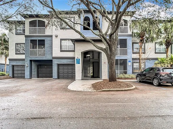 13215 Sanctuary Cove Dr Unit 303, Temple Terrace, FL 33637