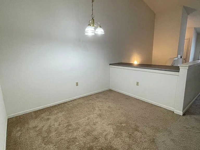 The Parkridge Apartments — Photo 3