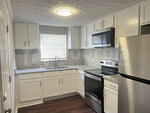6316 Fabian Dr Photo 1