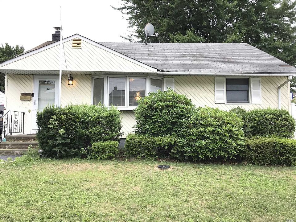 1st image of 32 Georgia St