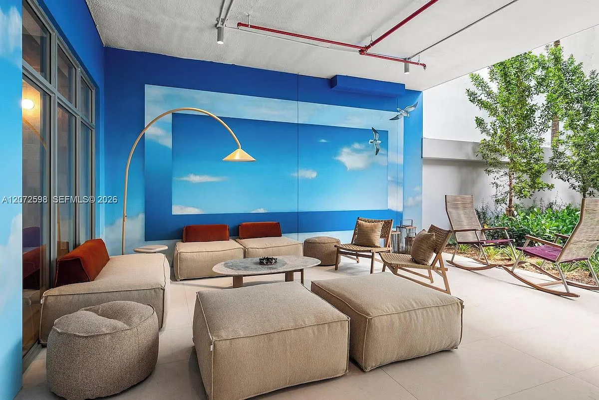 Brickell Park I Condo — Photo 1