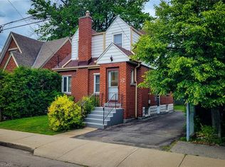 12 E 27th St, Hamilton, ON L8V 3E7