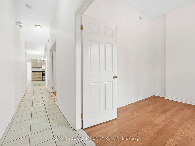 151 Dovercourt Rd #1 — Photo 5