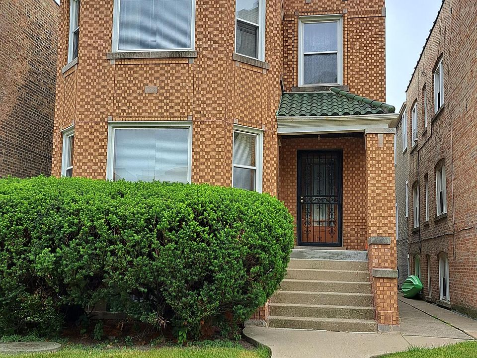 1st image of 5249 W School St #1