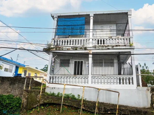 Calle San Ignacio #258, Mayaguez, PR 00680