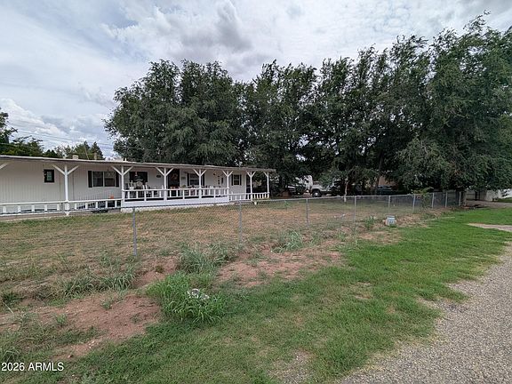 3rd image of 3185 N SHADY Lane