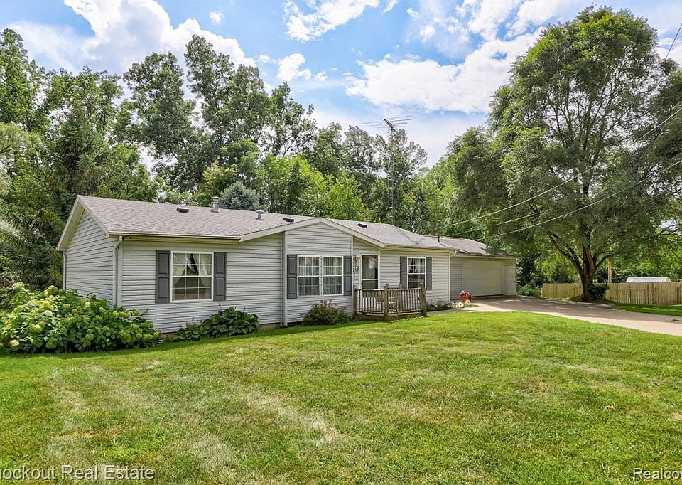 217 Orchard St, Otisville, MI 48463 Zillow
