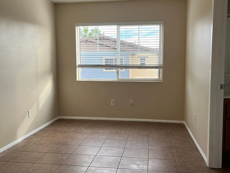 1429 Ledgestone Ln — Photo 19