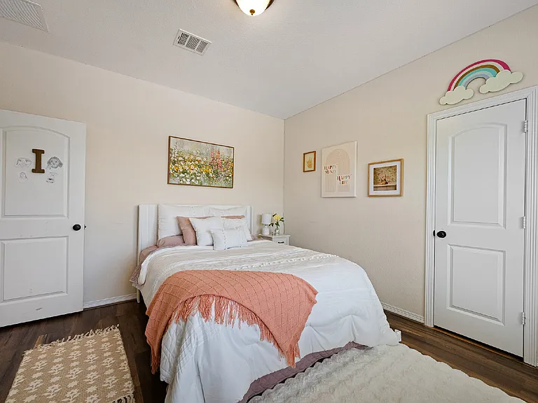 4627 Miramar Dr — Photo 28