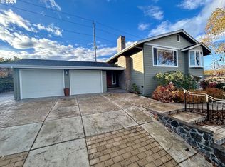 1506 E 21st St, The Dalles, OR 97058