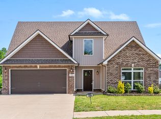 358 Wingfield Dr, Clarksville, TN 37043