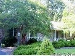 2000 Williamson Dr, New Bern, NC 28562