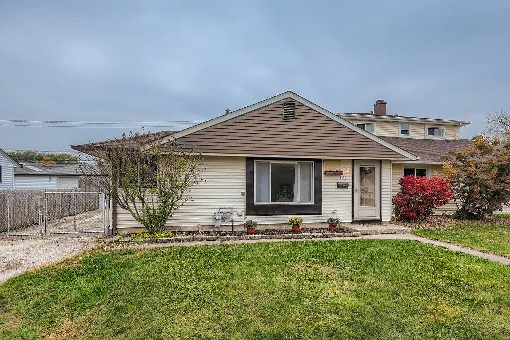 4112 W 90th Pl photo 1