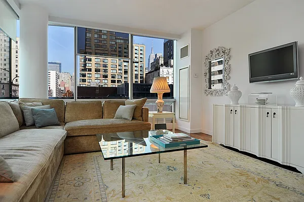 Sold by Corcoran | media 2
