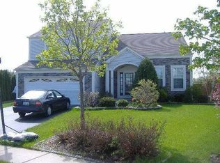 197 Oakton Ln, Lake Villa, IL