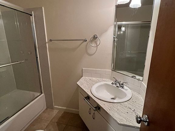 5th image of 740 Oakland Ave APT 304