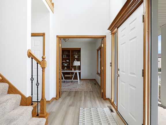 4th image of 3600 Brook Ridge Ct