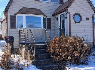 636 72nd St, Niagara Falls, NY 14304