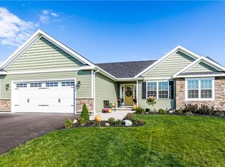 2150 Whisper Ridge Dr, Chittenango, NY 13037