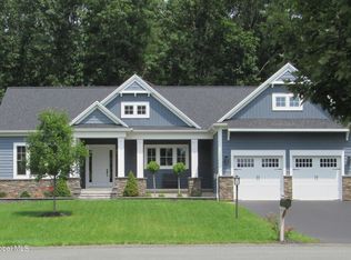 3 Cannon Royal Dr, Saratoga Springs, NY 12866