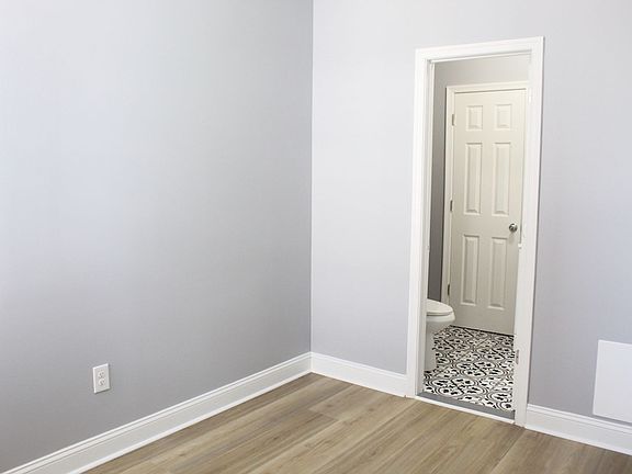4th image of 3320 N Park Ave #2