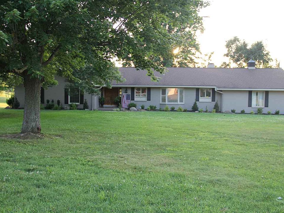 1st image of 103 Maple Dr