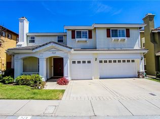 727 Amy Ln, Redondo Beach, CA 90278