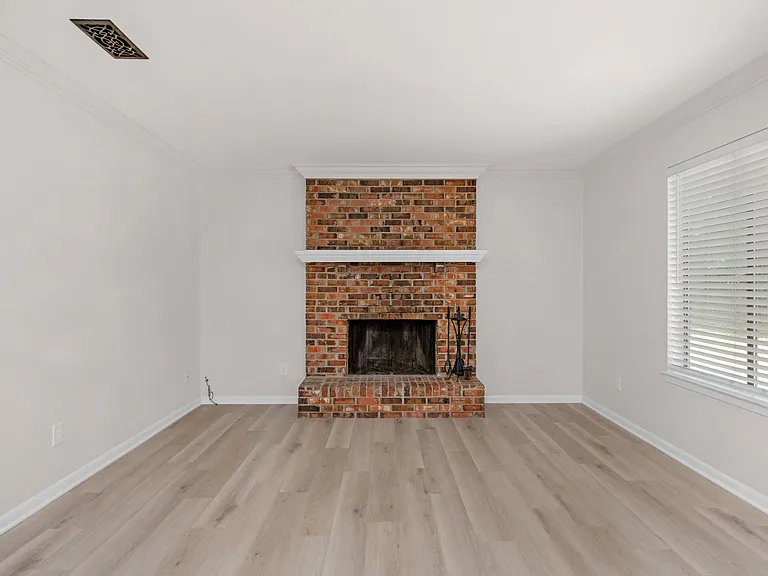 131 Bayou View Dr #D — Photo 14