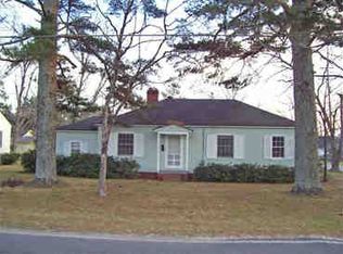 300 Walker St E, Douglas, GA 31533