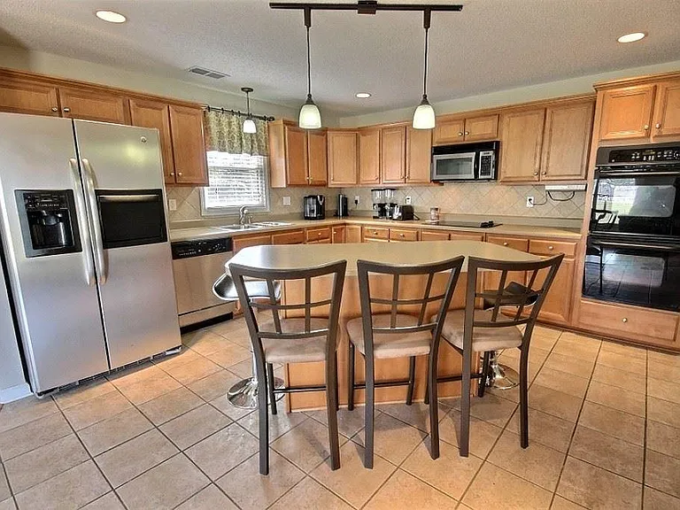 4760 Denali Park Dr — Photo 2