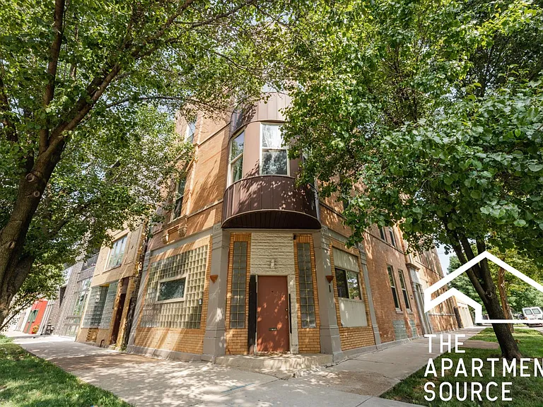 2736 W Chicago Ave #1 — Photo 7