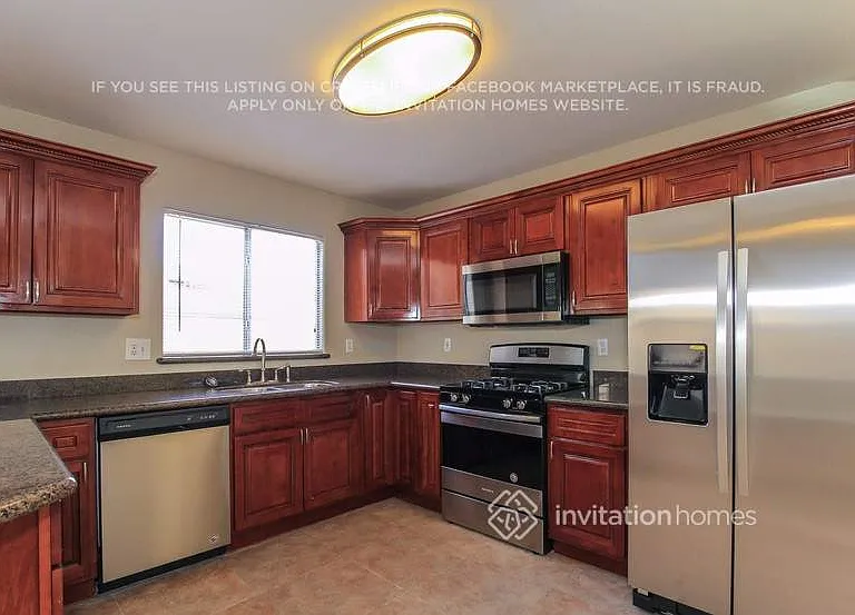 7630 W Cinnabar Ave — Photo 4