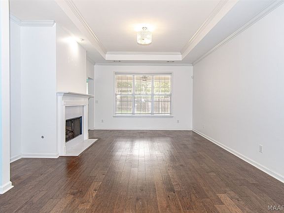 4th image of 9500 Kilburn Ct