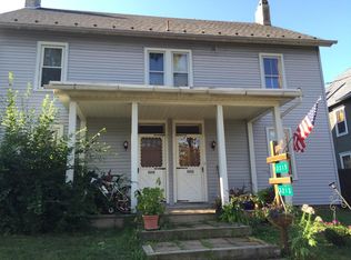 3215 Walnut St, Hellertown, PA 18055