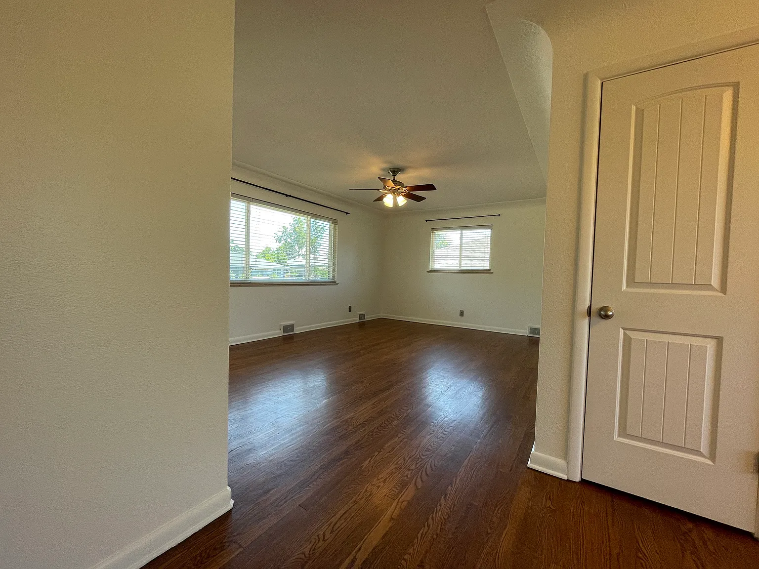 429 Xavier St — Photo 4