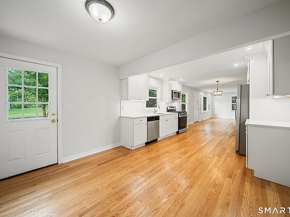 4th image of 22 North Street