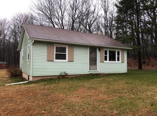 52 Chapel Ln, Boyertown, PA 19512