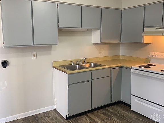 5th image of 440 Maryland Ave