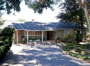 590 La Mesa Dr, Portola Valley, CA 94028