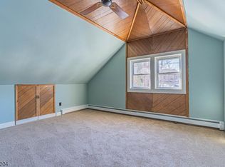 30 E Clinton St #B, Newton, NJ 07860