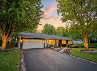 17469 Lorence Way, Eden Prairie, MN 55346