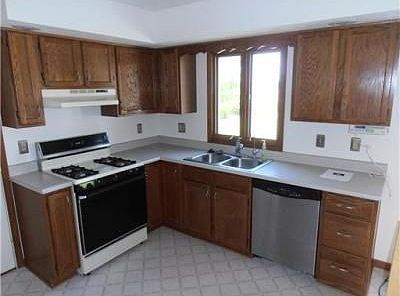 2nd image of 54823 Sunray Dr W