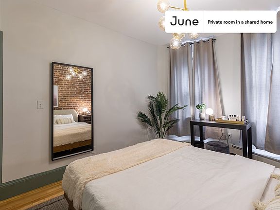 3rd image of 1680 Commonwealth Ave #1-A
