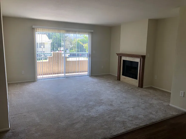 Riverside Terrace Apartments — Photo 58