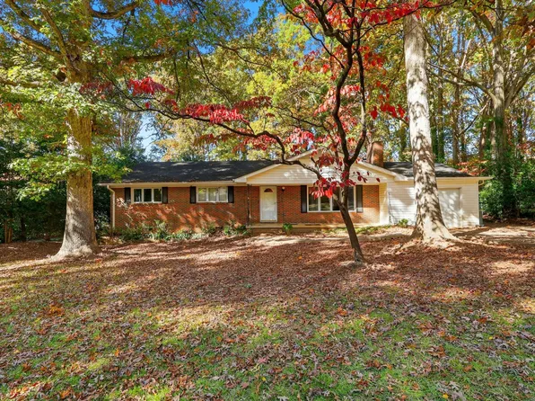 6917 Justice Dr, Raleigh, NC 27615