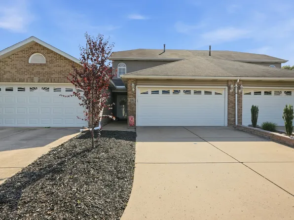 2246 Sandcastle Dr, Dyer, IN 46311