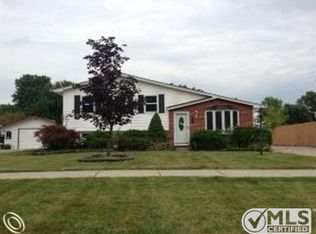 50124 Bower Dr, Chesterfield, MI 48047