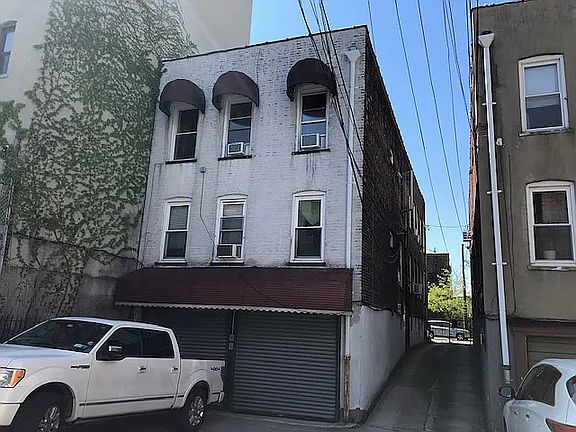 3rd image of 31-47 29th St