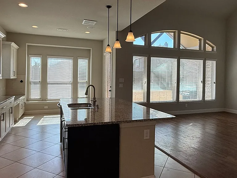 1616 Tanner Pkwy — Photo 6