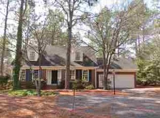 10 Briarwood Cir, Pinehurst, NC 28374